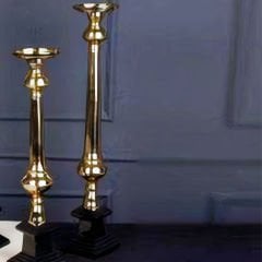 Gold Metal Ayaklı Dekoratif Şamdan