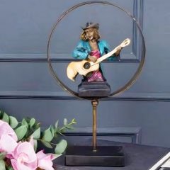 Gold Halkalı Gitar Çalan İnsan Figürlü Dekoratif Obje