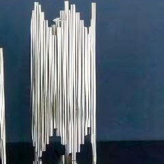 Gümüş Metal Çizgisel Figürlü İkili Set Dekoratif Obje