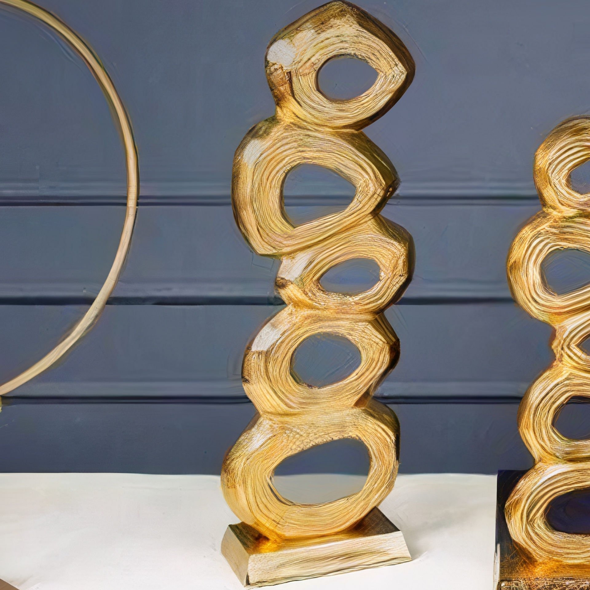 Gold Geometrik Kabartma Desenli Büyük Dekoratif Obje