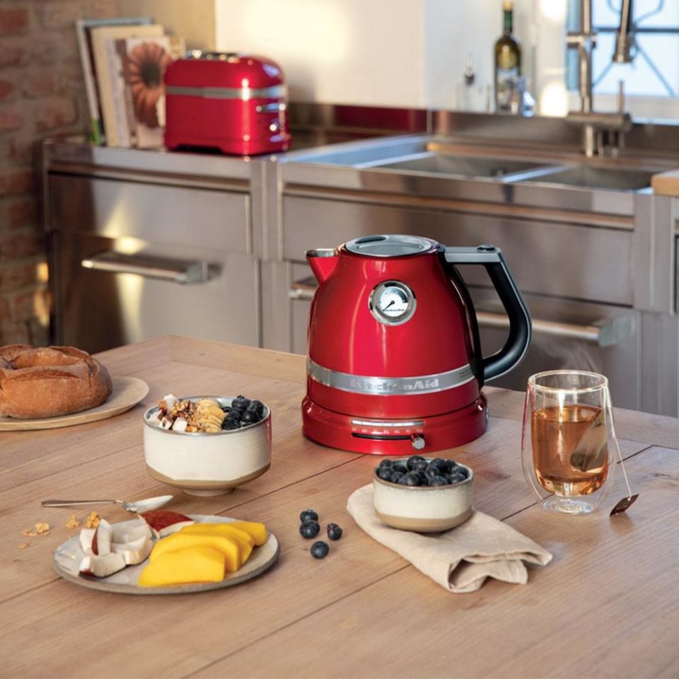 KitchenAid Artisan 1,5 L Su Isıtıcısı Empire Red