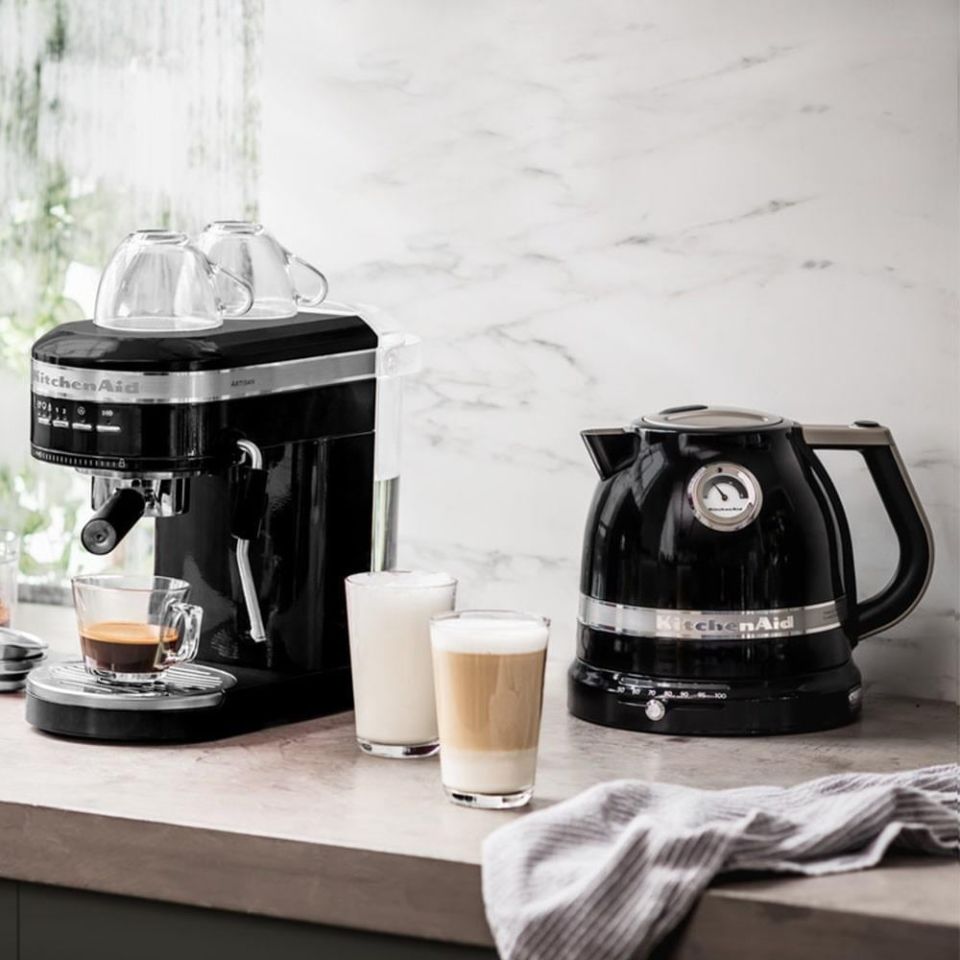 KitchenAid Artisan 1,5 L Su Isıtıcısı Onxy Black 5KEK1522EOB