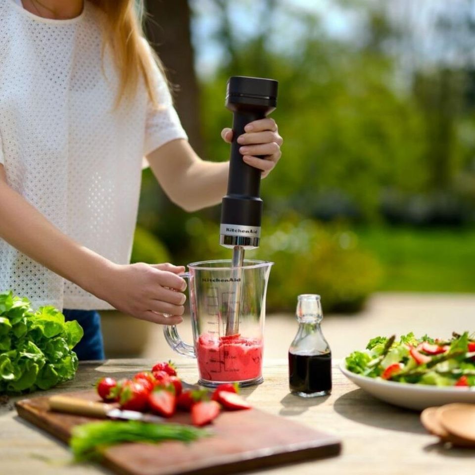 KitchenAid Go Kablosuz Serisi El Blenderı Aksesuarlı Bataryasız(5KHBRV05BM)
