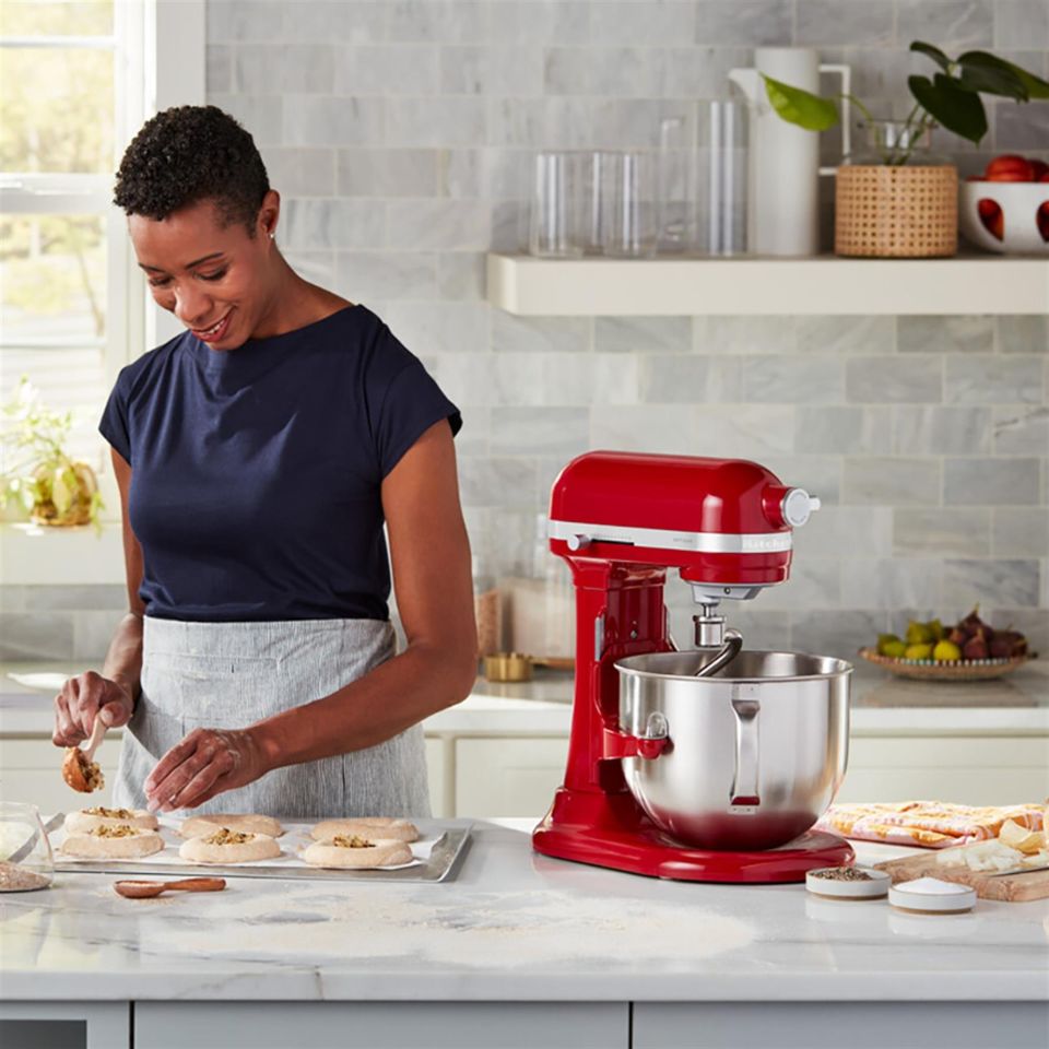 KitchenAid Artisan 6,6 L Kaldırılabilir Kaseli Stand Mikser - 5KSM70SHX
