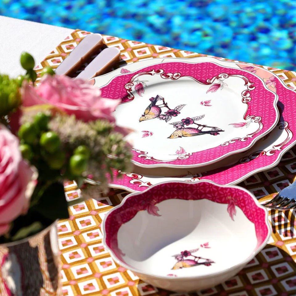 Pembe Porselen Yemek Tabağı 26 Cm Allure Collection by Chiara Alessi