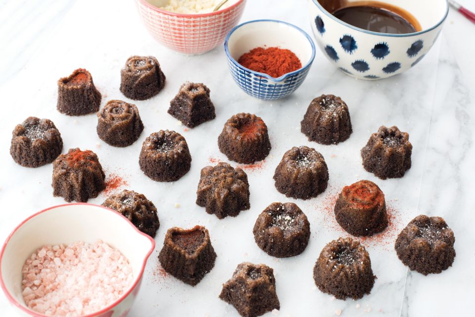 Nordicware 5 Çayı Mini Kek Şekilleri Kalıbı
