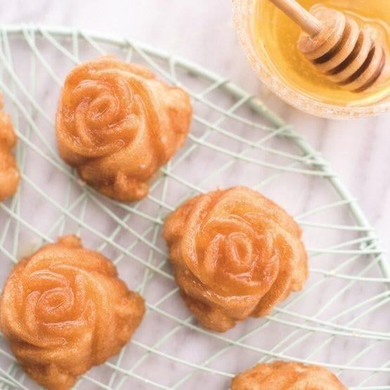 Nordicware 6´lı Mini Gül Kek Kalıbı