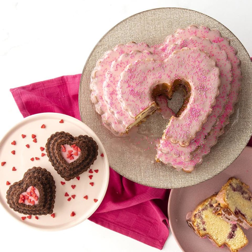 Nordicware 6´lı Mini Kalp Kek Kalıbı