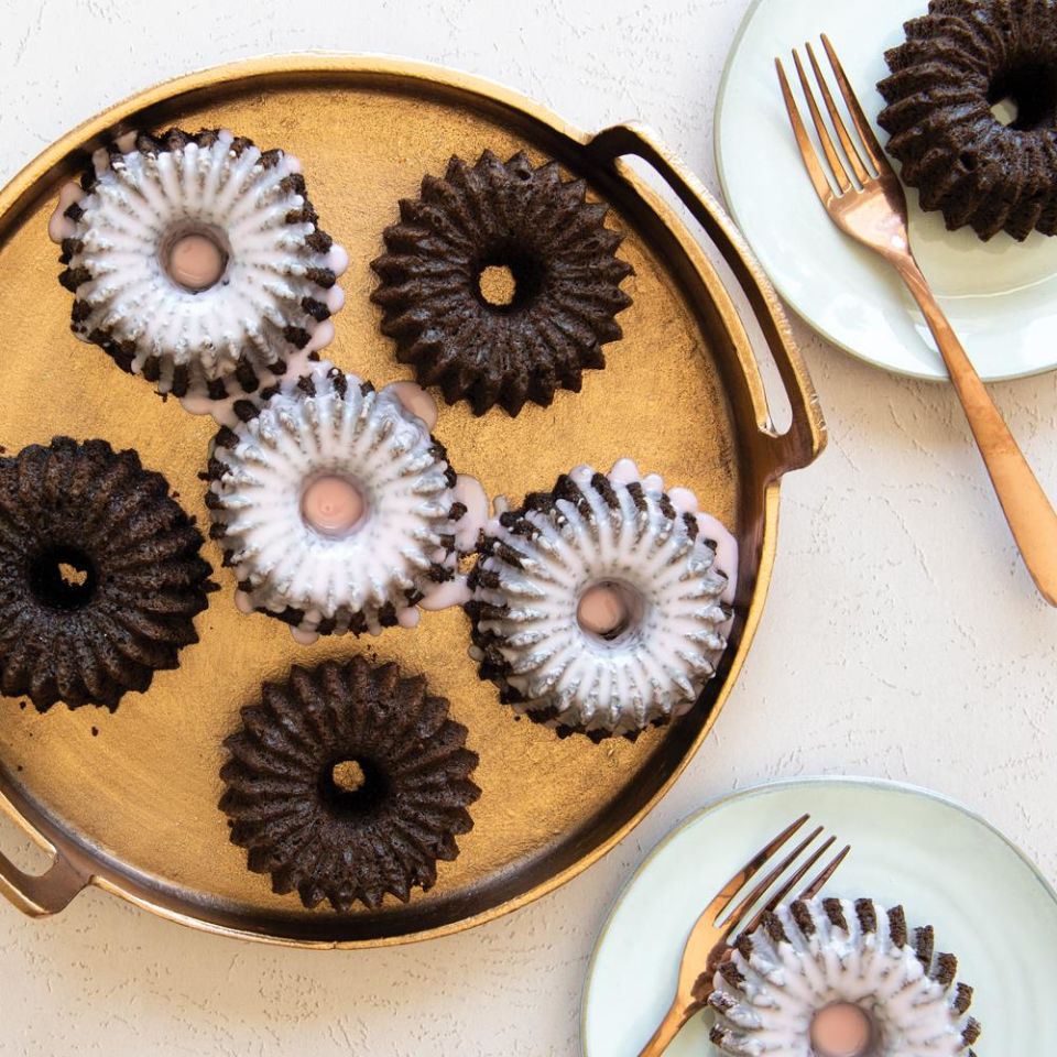 Nordicware 6´lı Mini Brilliance Kek Kalıbı