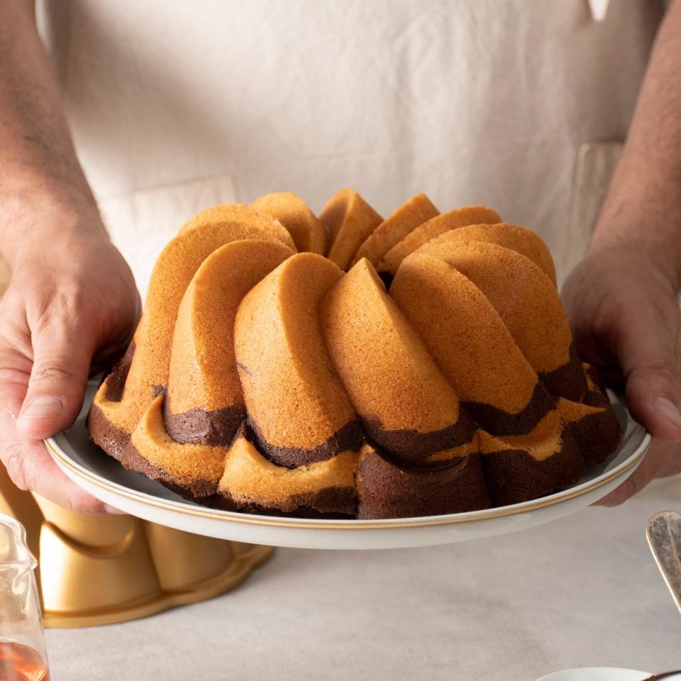 Nordicware Pirouette Bundt Kek Kalıbı