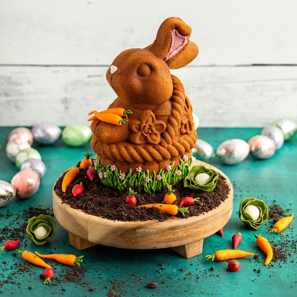 Nordicware Sepetteki Tavşan Kek Kalıbı