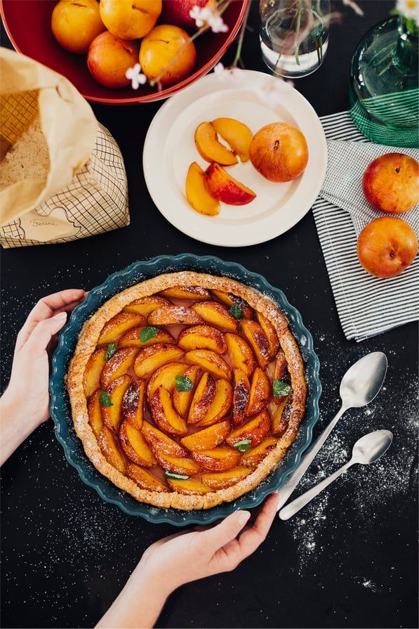 Emile Henry Tart-Börek-Flan Kabı 28 Cm Ekru/Clay -26028
