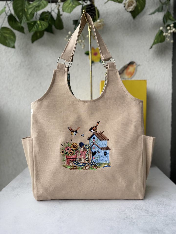 Krem Kuş Evi 2  Nakışlı Omuz Çantası