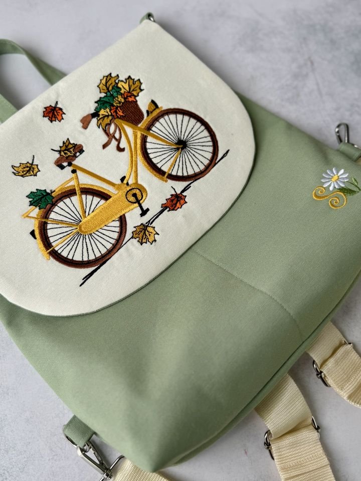 Su Yeşili Bisiklet Nakışlı Sırt Çantası