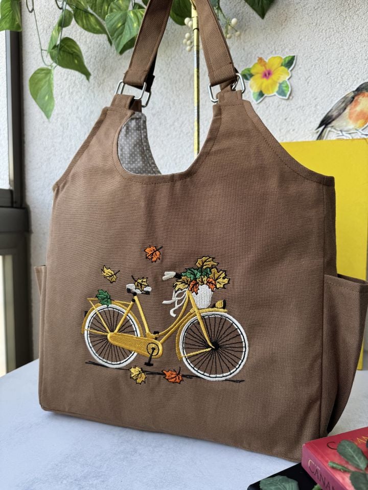 Kahverengi Bisiklet Nakışlı Omuz Çantası