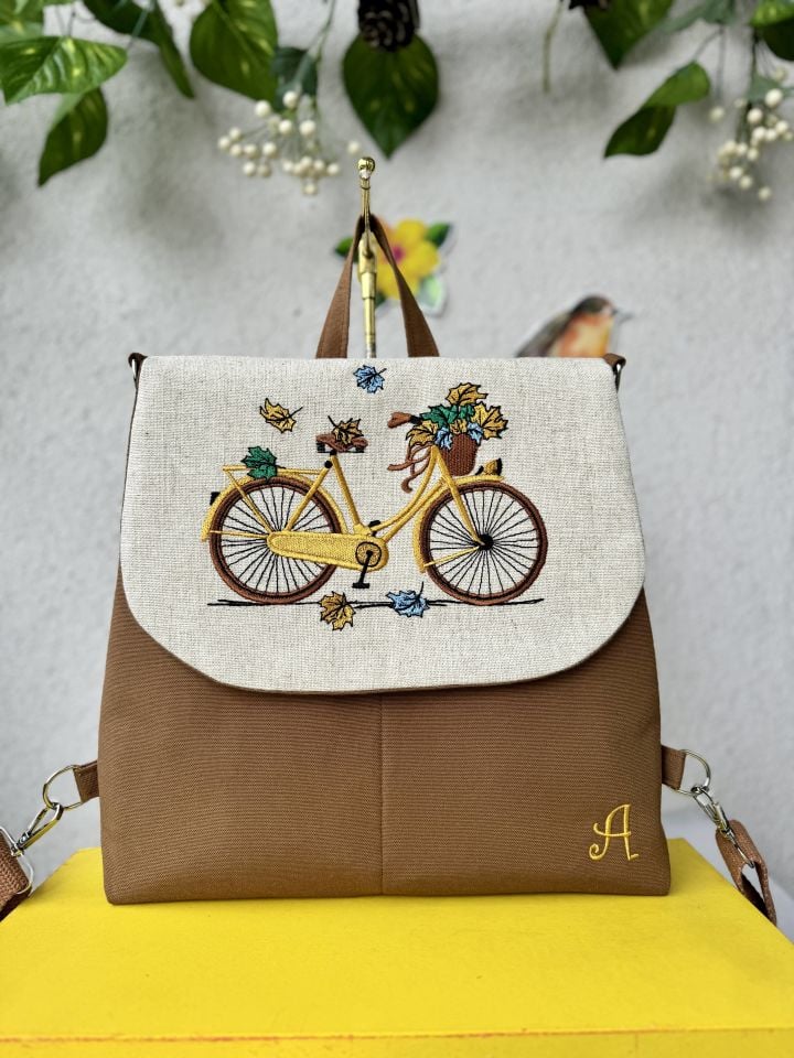 Kahverengi Bisiklet Nakışlı Sırt Çantası