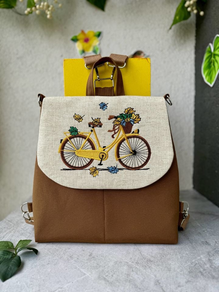 Kahverengi Bisiklet Nakışlı Sırt Çantası