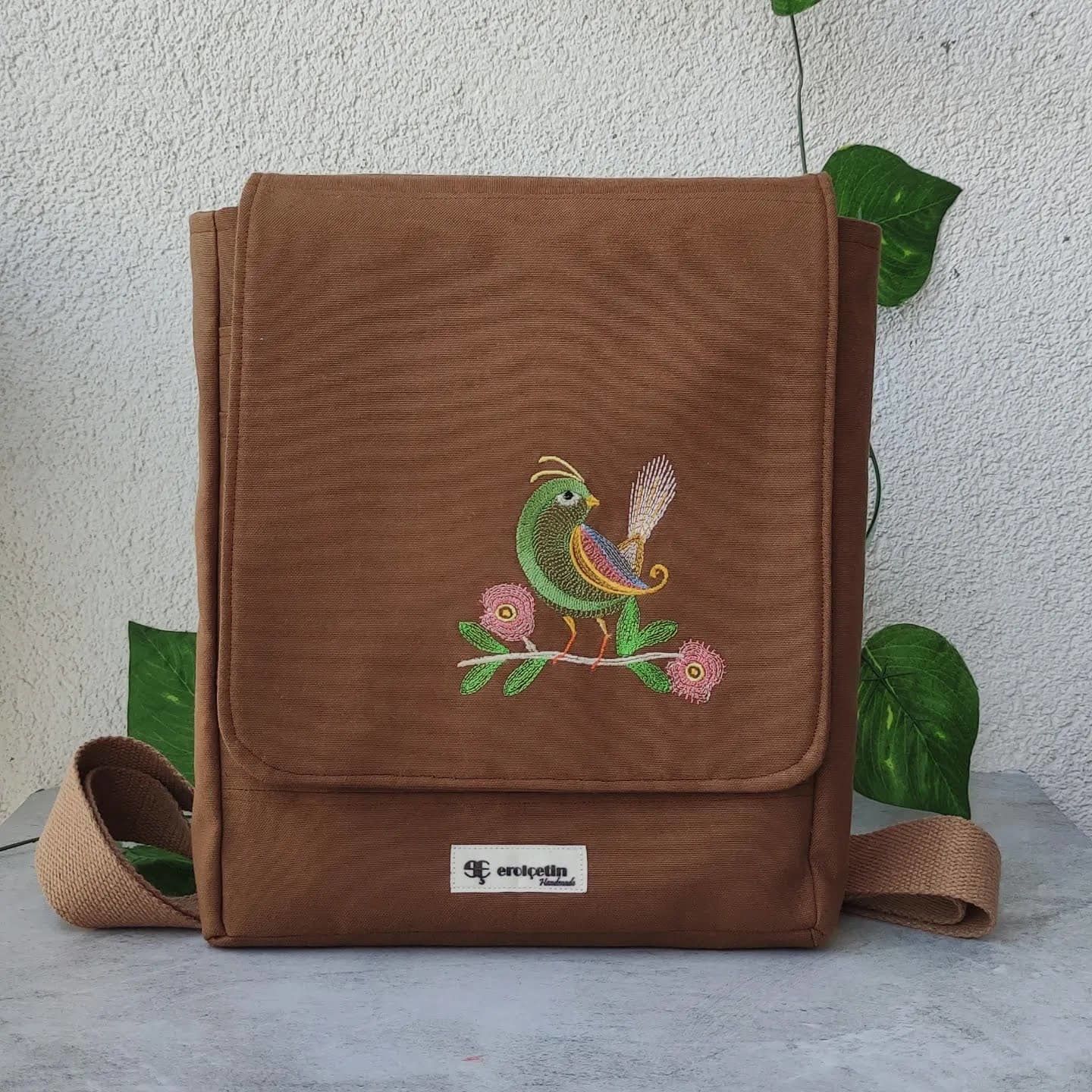 Kahverengi Kuşlu 13 İnç Laptop Çantası