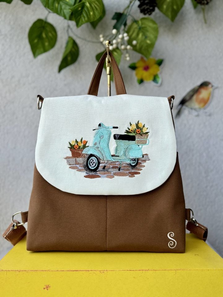Kahverengi Vespa Nakışlı Sırt Çantası