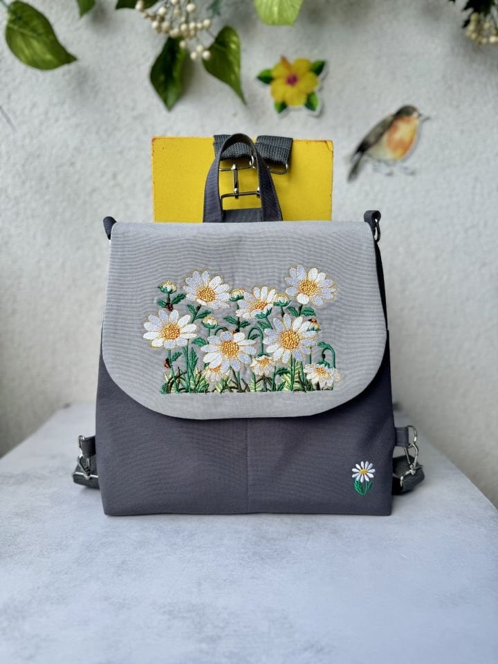 Antrasit Papatya Nakışlı Sırt Çantası