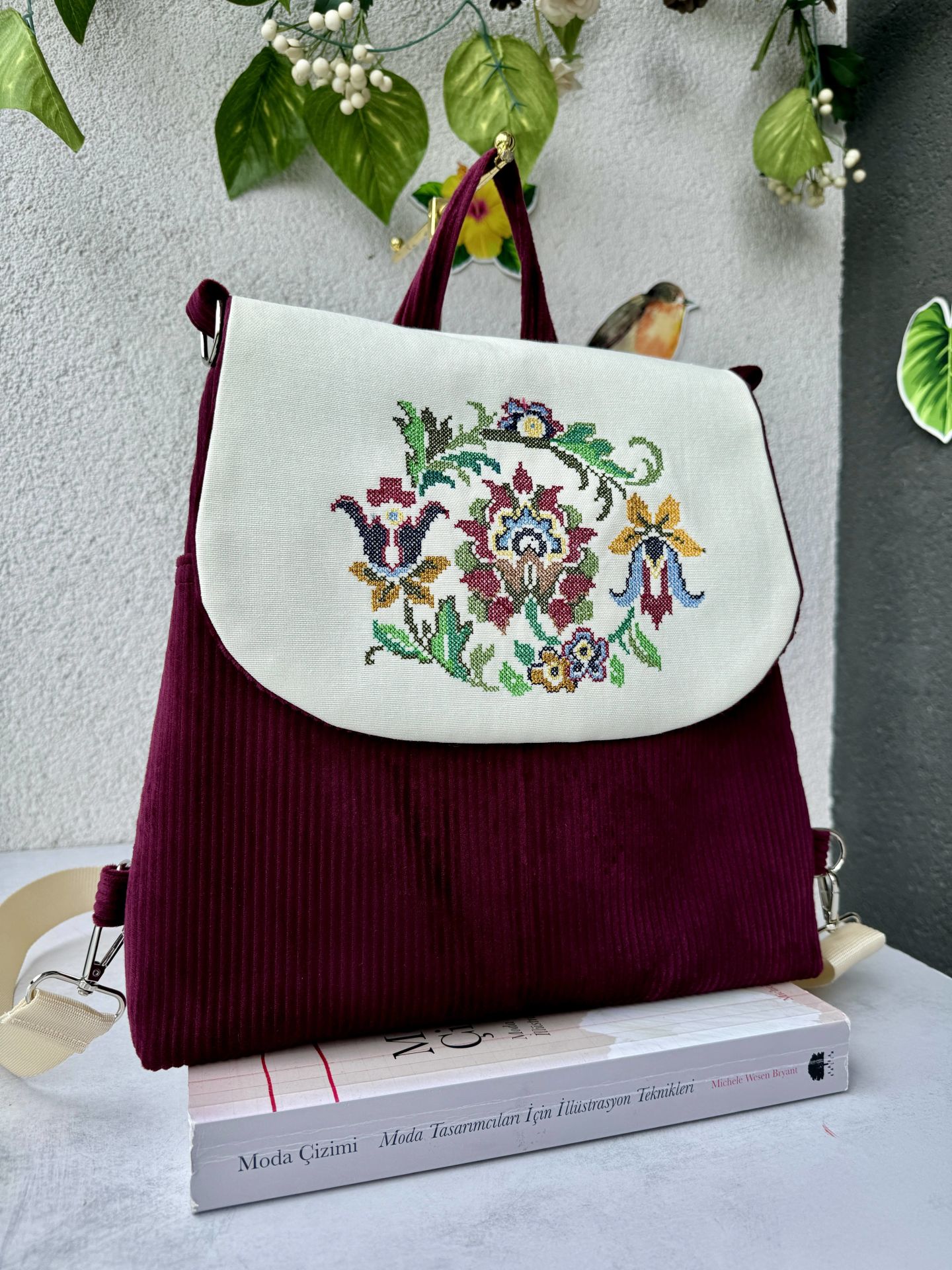 Bordo Fitilli Kadife Türk İşi Kanaviçe Nakışlı Sırt Çantası