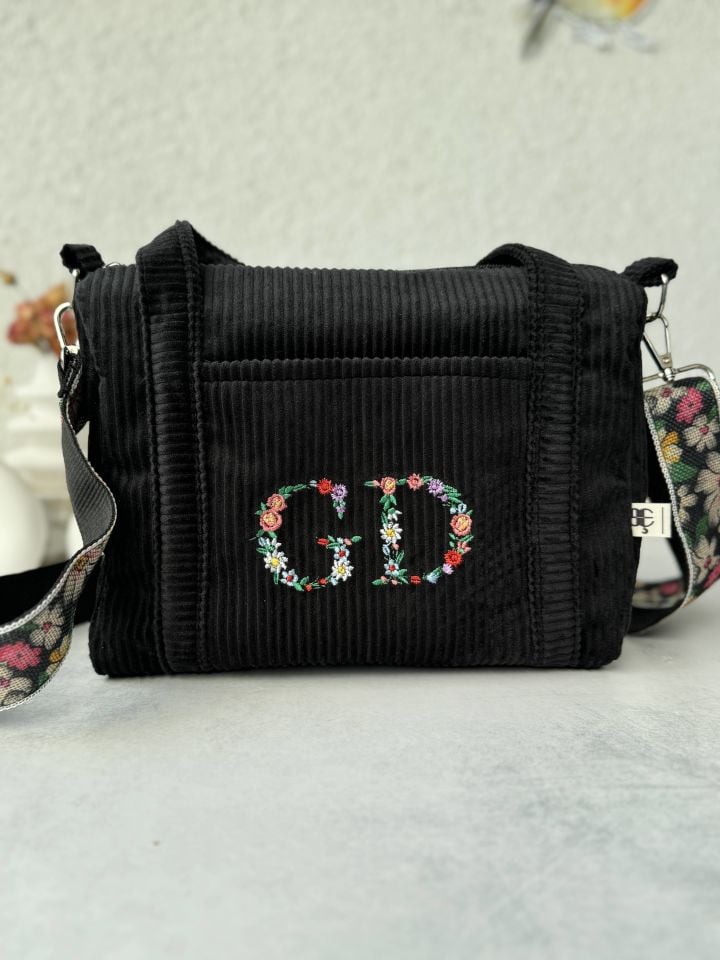 Zarafet Siyah Fitilli Kadife Monogam Yazılı Çanta