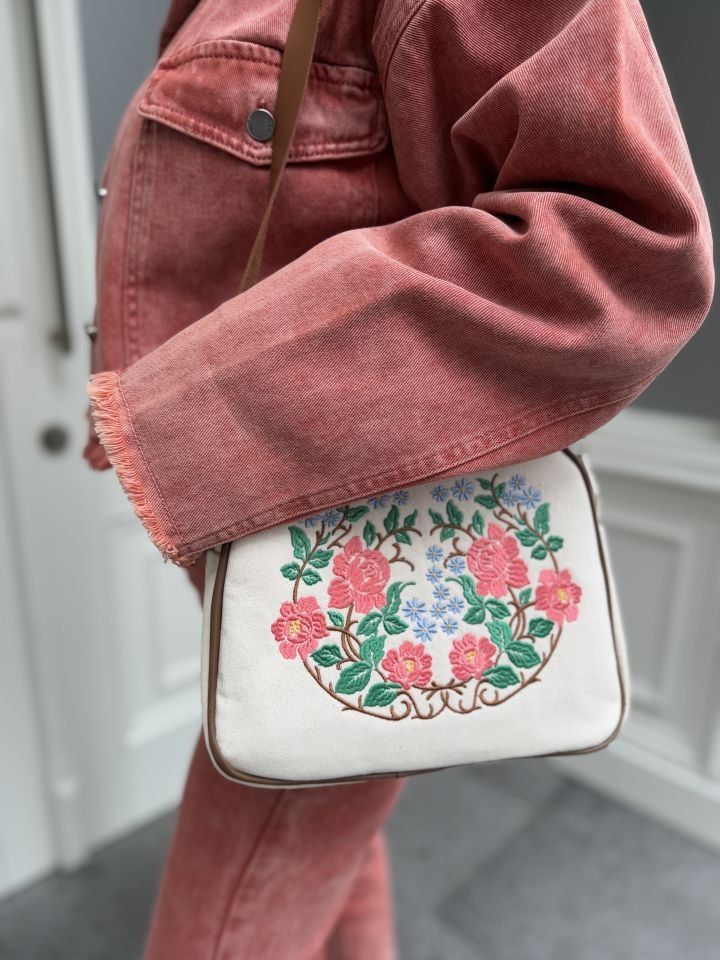 Rose Serisi Çapraz Çanta