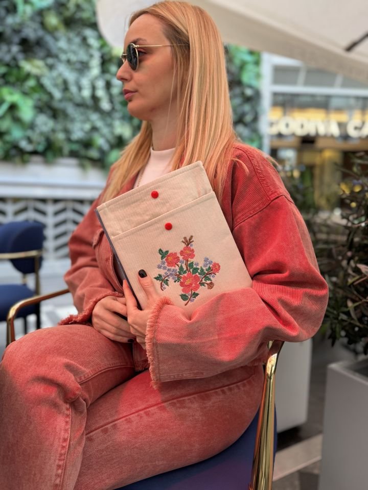 Rose Serisi Kitap Kılıfı