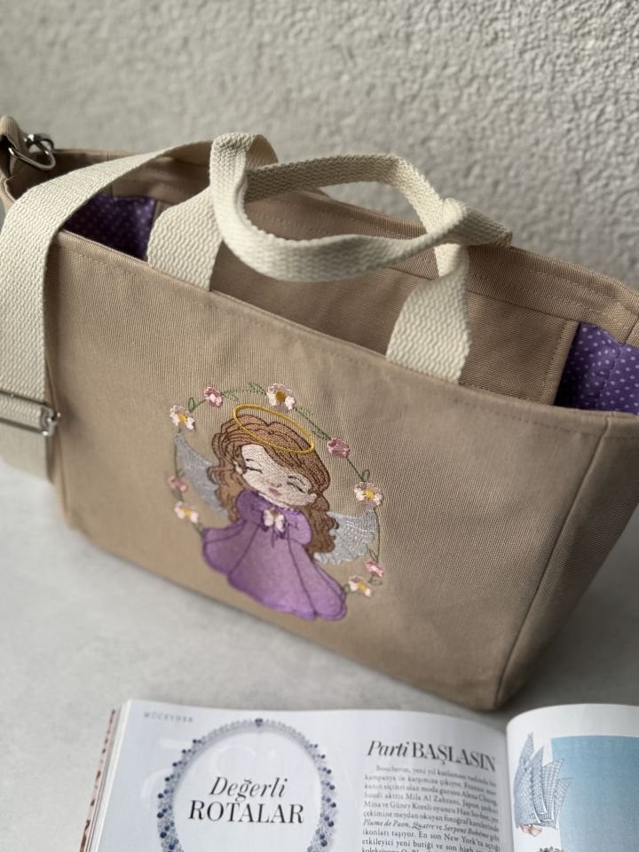 Krem Melek Nakışlı Omuz Çantası