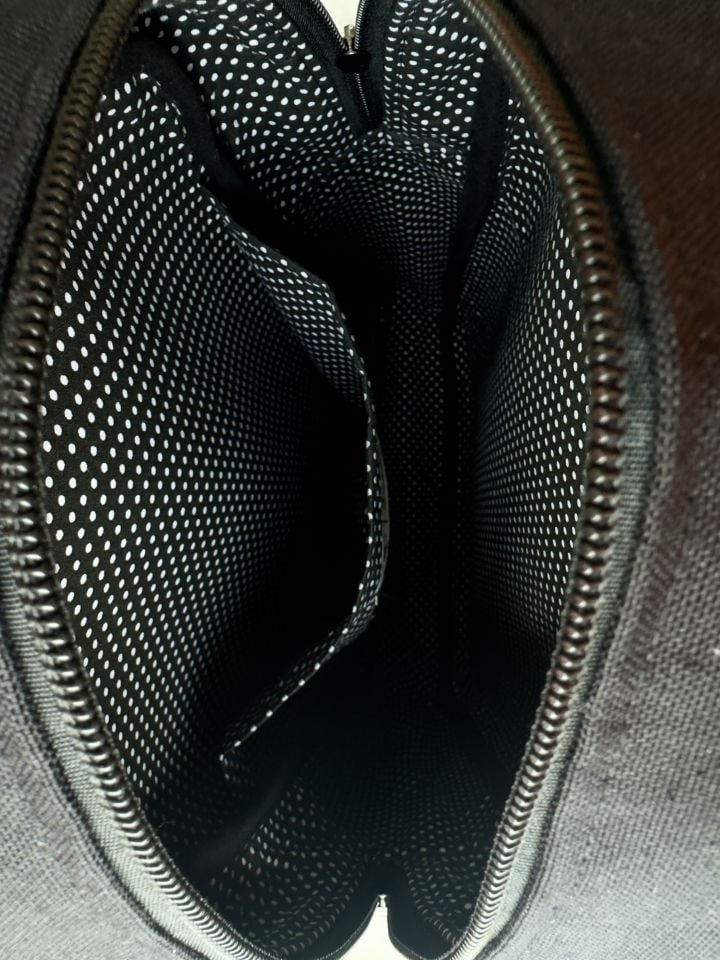 Rose Serisi Siyah Bisiklet Nakışlı Sırt Çantası