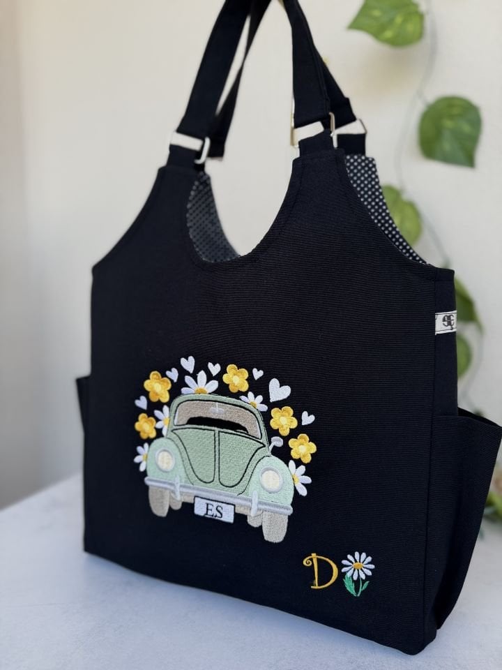 Siyah Vosvos Nakışlı Omuz Çantası