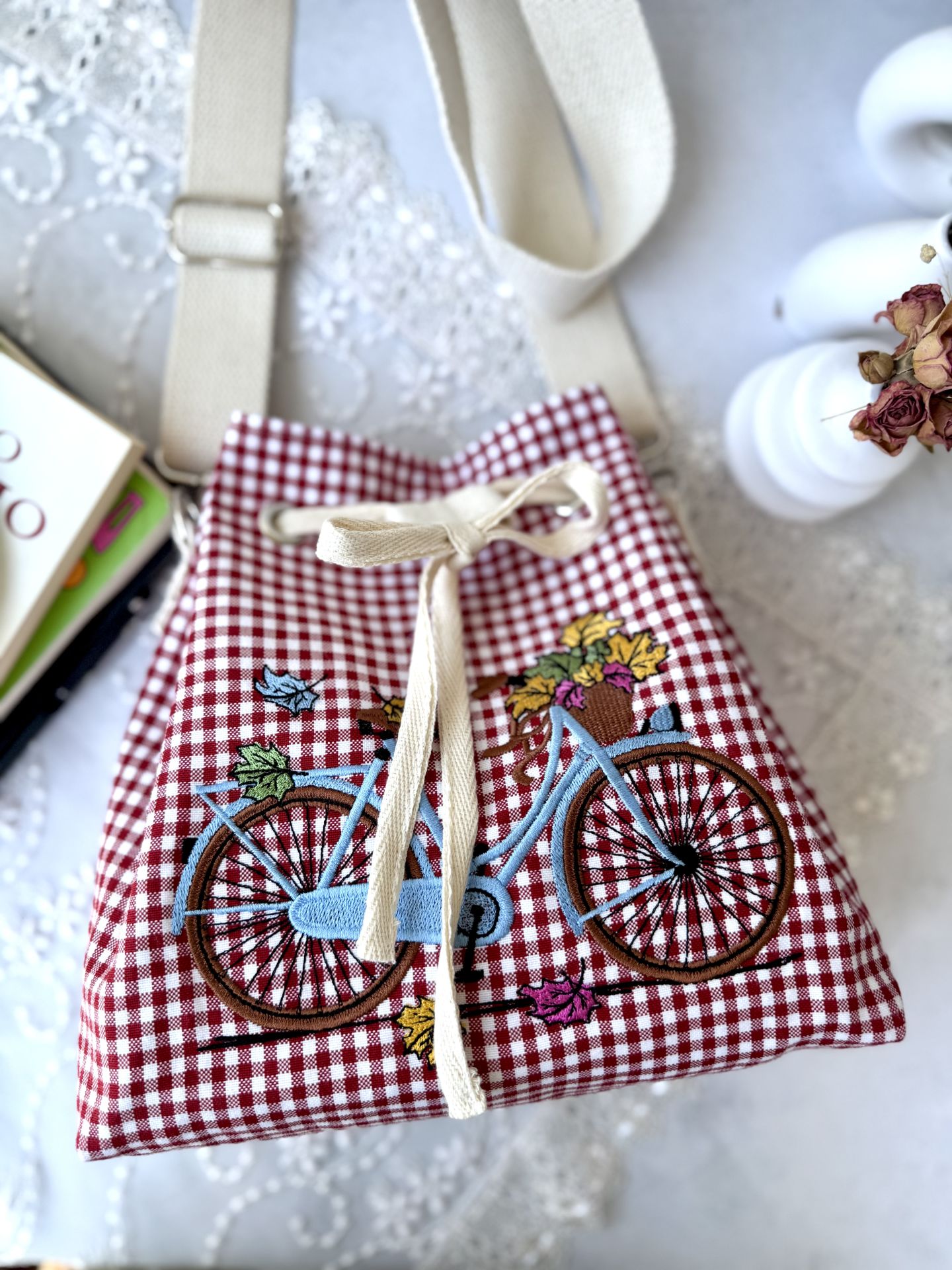 Kırmızı Ekose Bucket Omuz Çantası