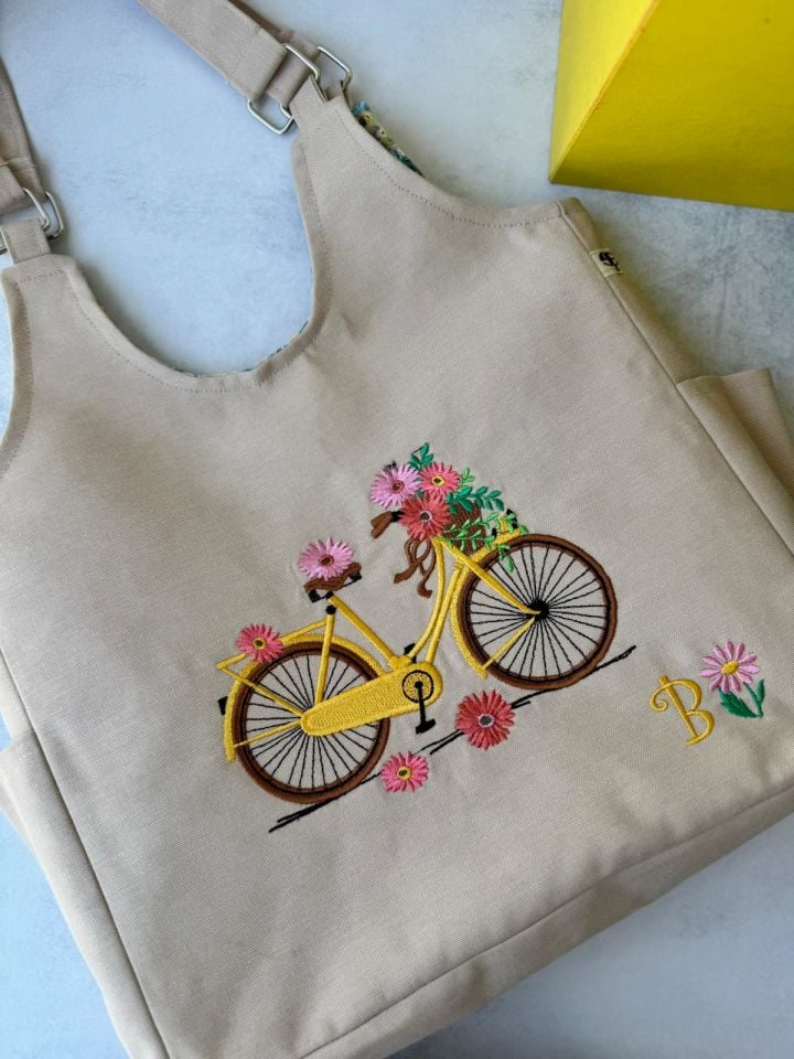 Krem Bisikletli Yaz Bahçesi Nakışlı Omuz Çantası