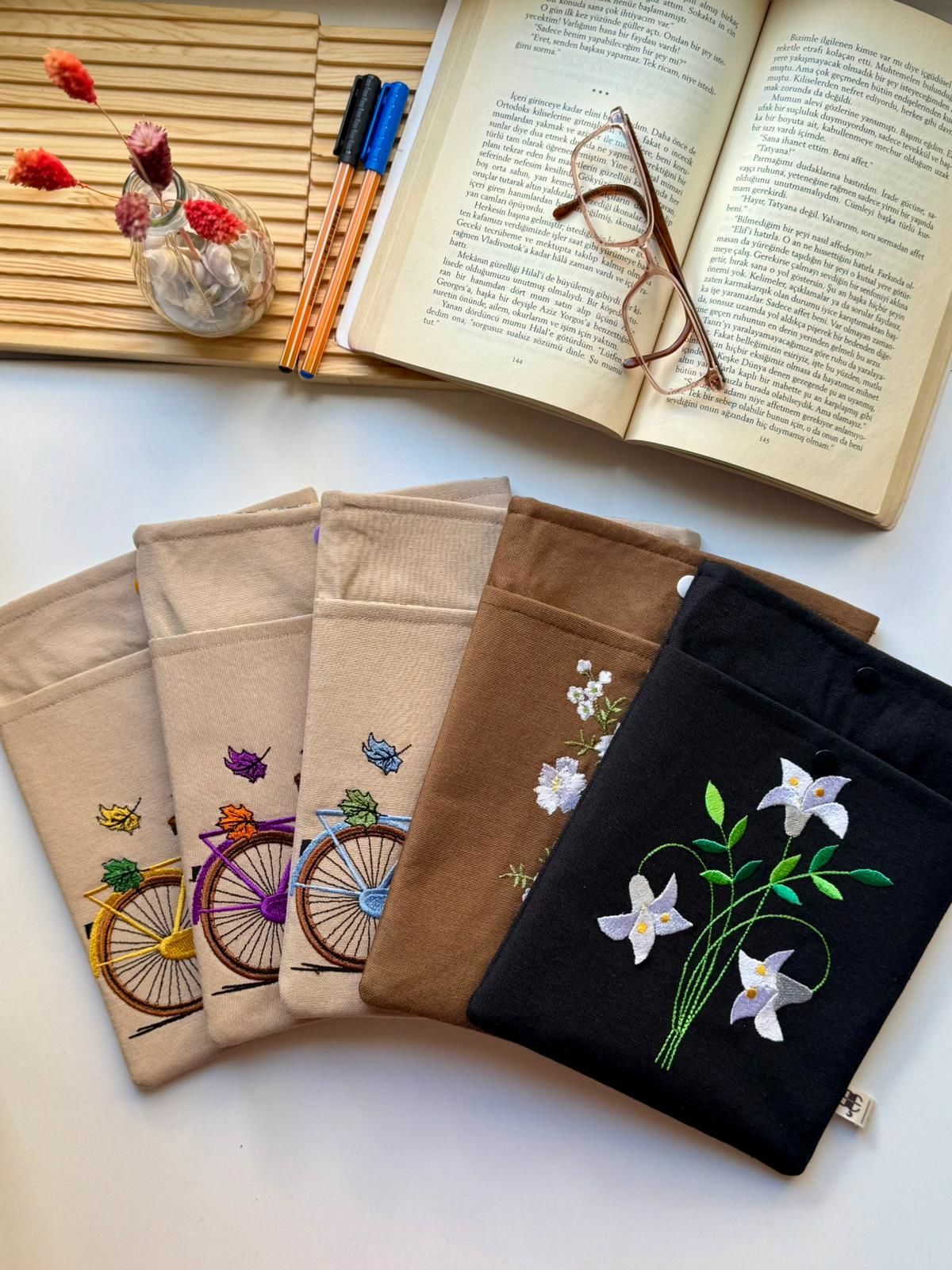 Kitap Kılıfı
