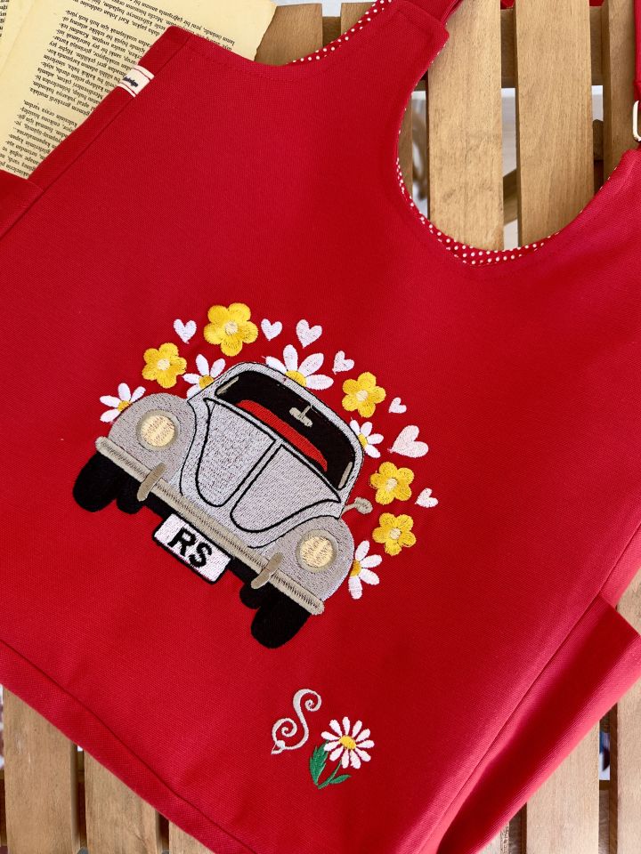 Kırmızı Çiçekli Woswos Nakışlı Omuz Çantası