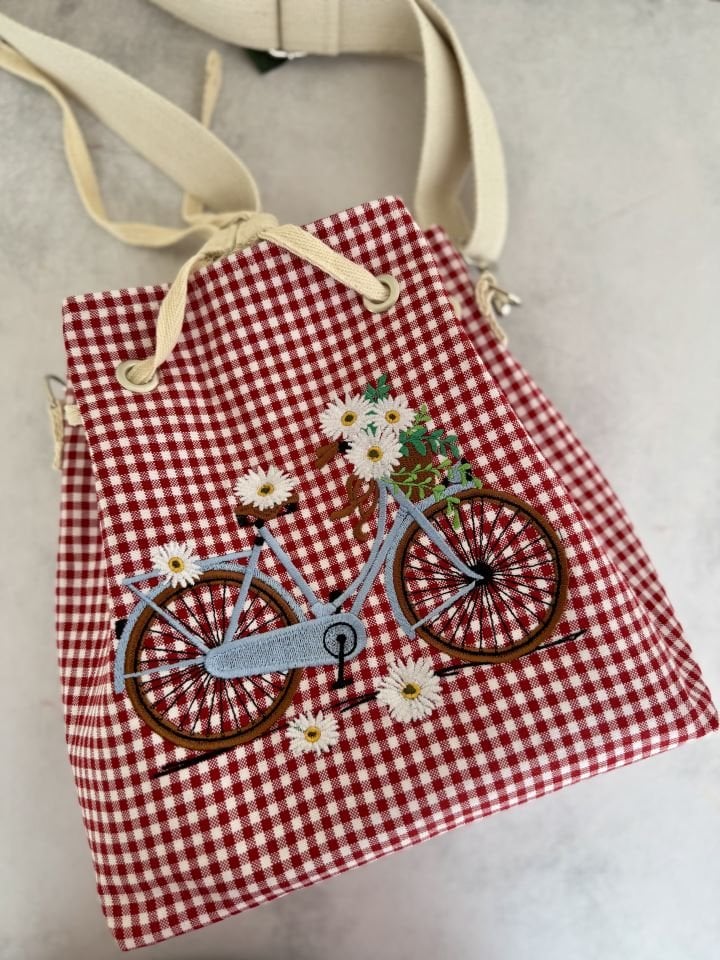 Kırmızı Pötikare Papatyalı Bisiklet Nakışlı Bucket Omuz Çantası