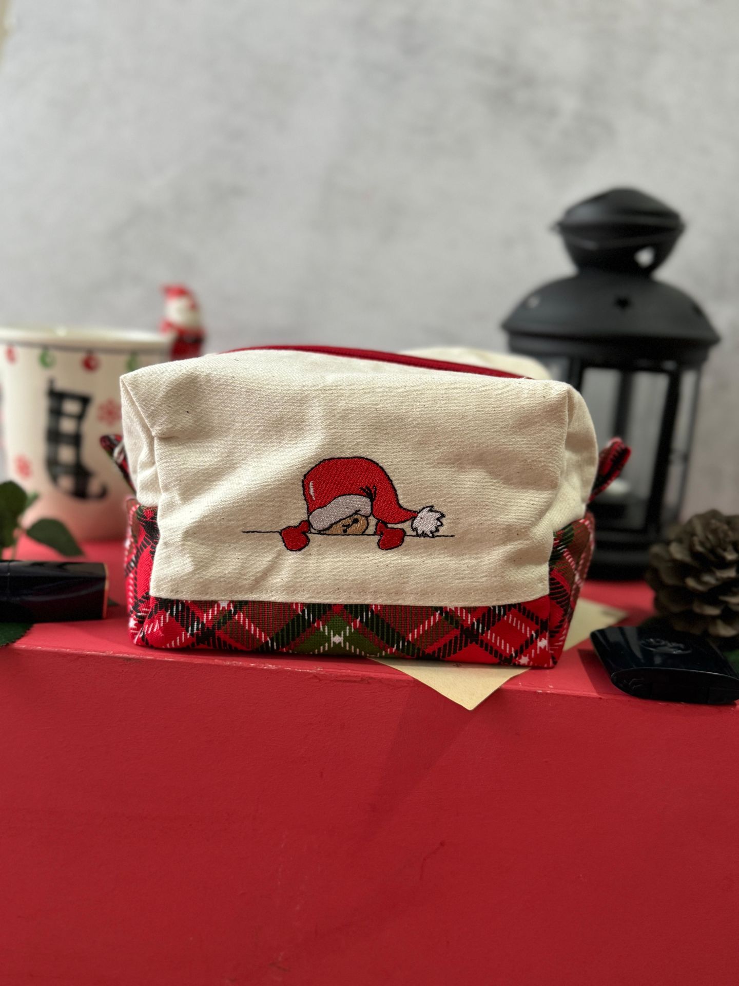 Yılbaşı Nakışlı Makyaj Çantası