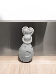 Sarılmış anne-kız biblo