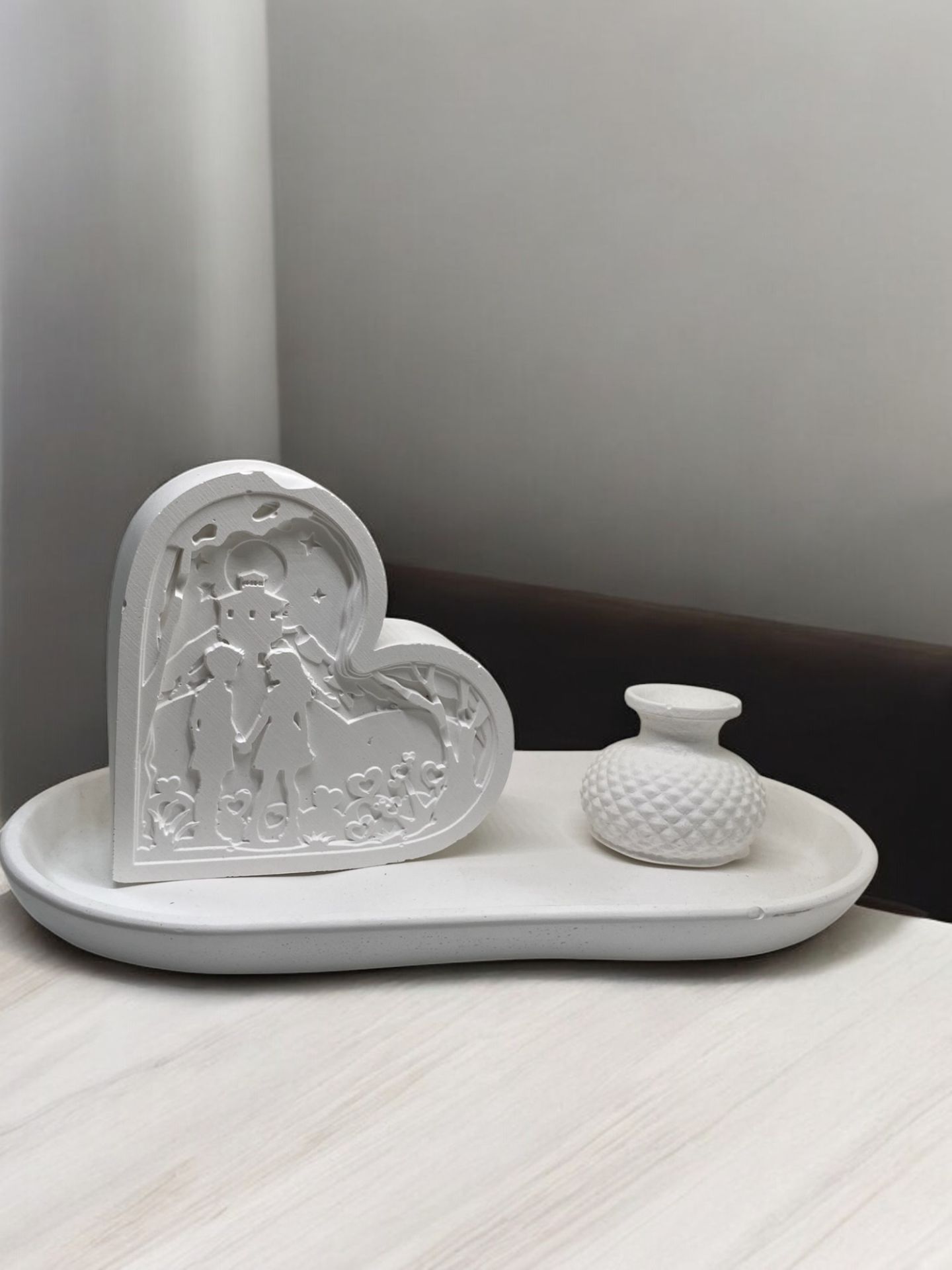 Sevgililer Günü Temalı kalp içinde çift, vazo ve tabak seti