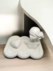 Çiçek saçlı kız, kalp ve tabak set