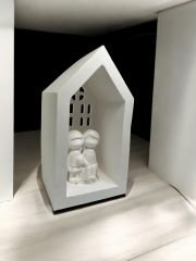 Sevgililer günü temalı ev içinde çift