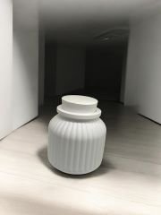 Çizgili silindir kapaklı kutu