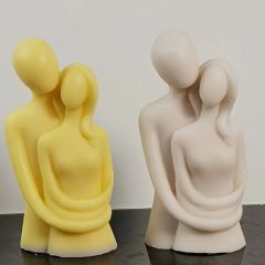 Sarılmış çift mum