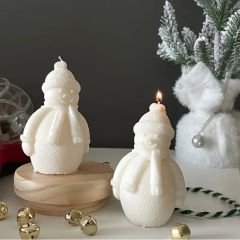 Kardan adam temalı mum