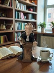 Meslek Temalı Biblo Hakim