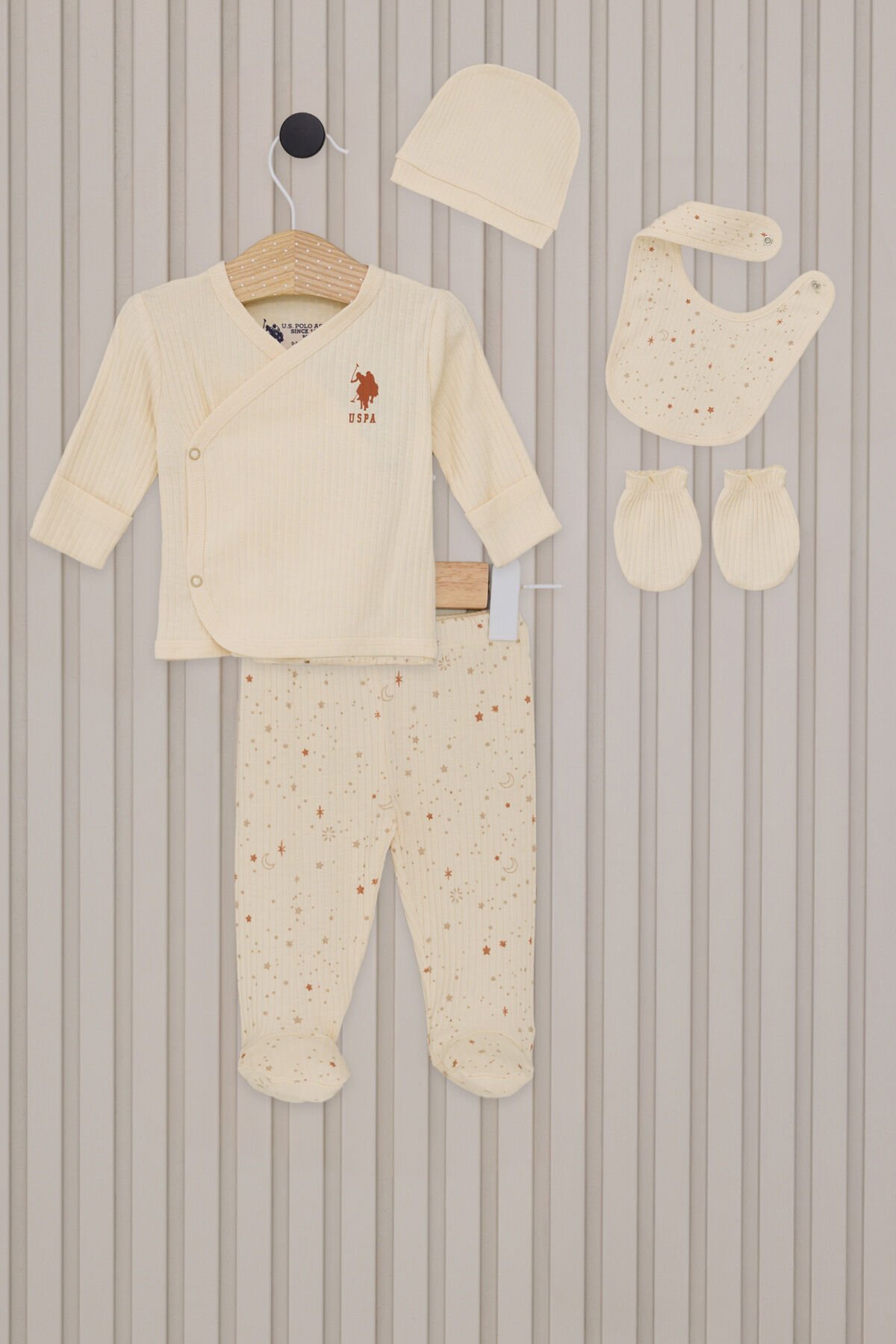 U.S. Polo Assn. Kız Bebek 5'li Zıbın Seti