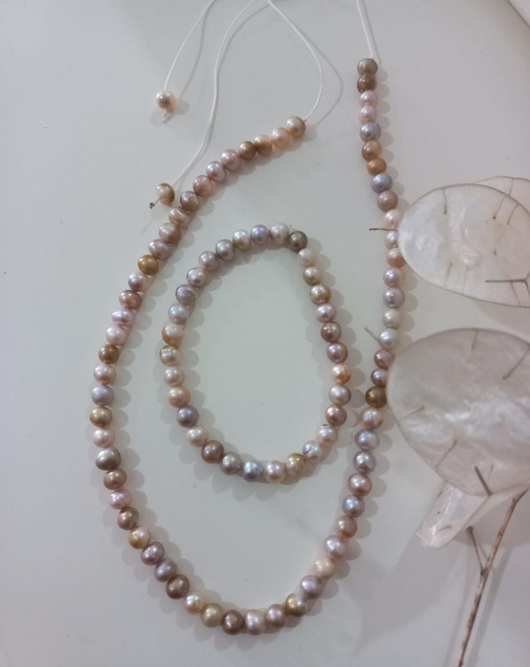 RENKLİ İNCİ KOLYE AA KALİTE 6 MM