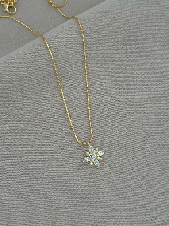 Altın Kaplama Taşlı Lotus Kolye