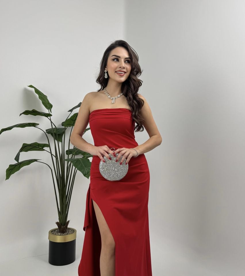 015_2099 YIRTMAÇLI STRAPLEZ ATLAS ELBİSE RED - KIRMIZI