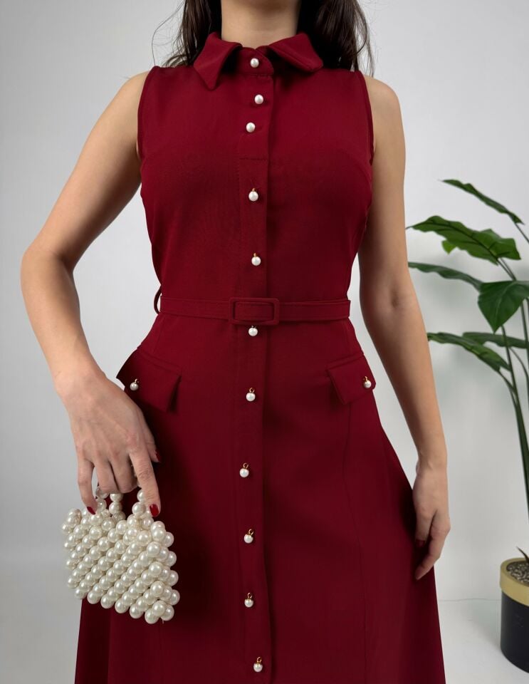 013_4001 İNCİ DÜĞMELİ KEMERLİ KOLSUZ UZUN ELBİSE BURGUNDY - BORDO